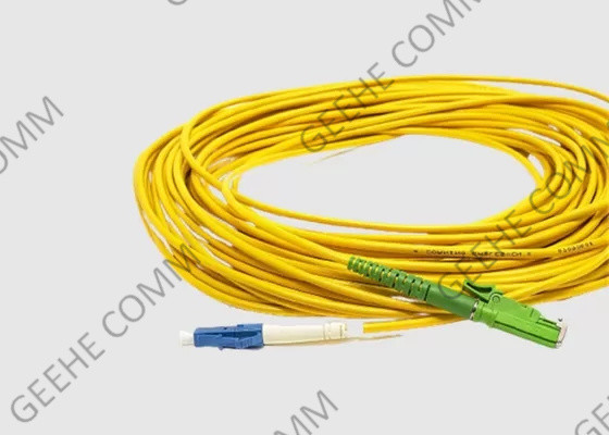9/125 de cabo de remendo Singlemode E2000 da fibra ótica OS2 APC a LC APC