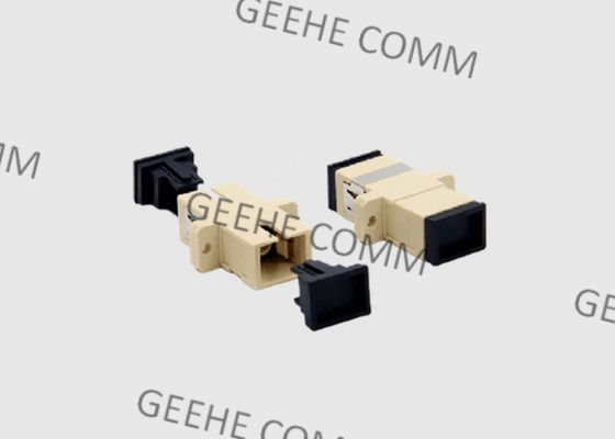 Adaptador bege do cabo de fibra ótica do SC UPC da cor simples do único modo com flanges