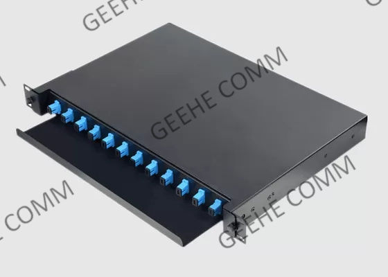 A cremalheira montou 24 painéis de remendo da fibra ótica do núcleo FC ODF 3U