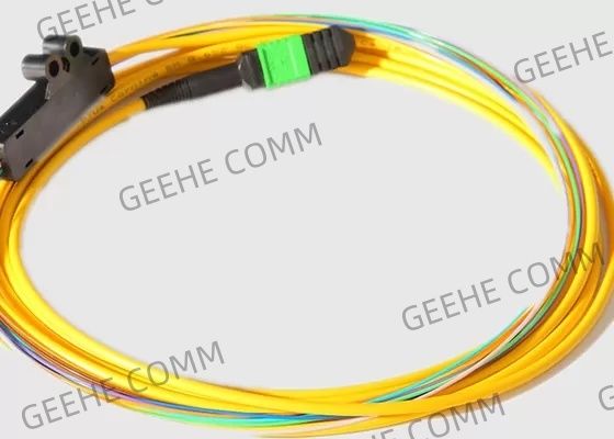 Único modo 2.0MM 40G MPO ao cabo da fuga da fibra de 8 X LC